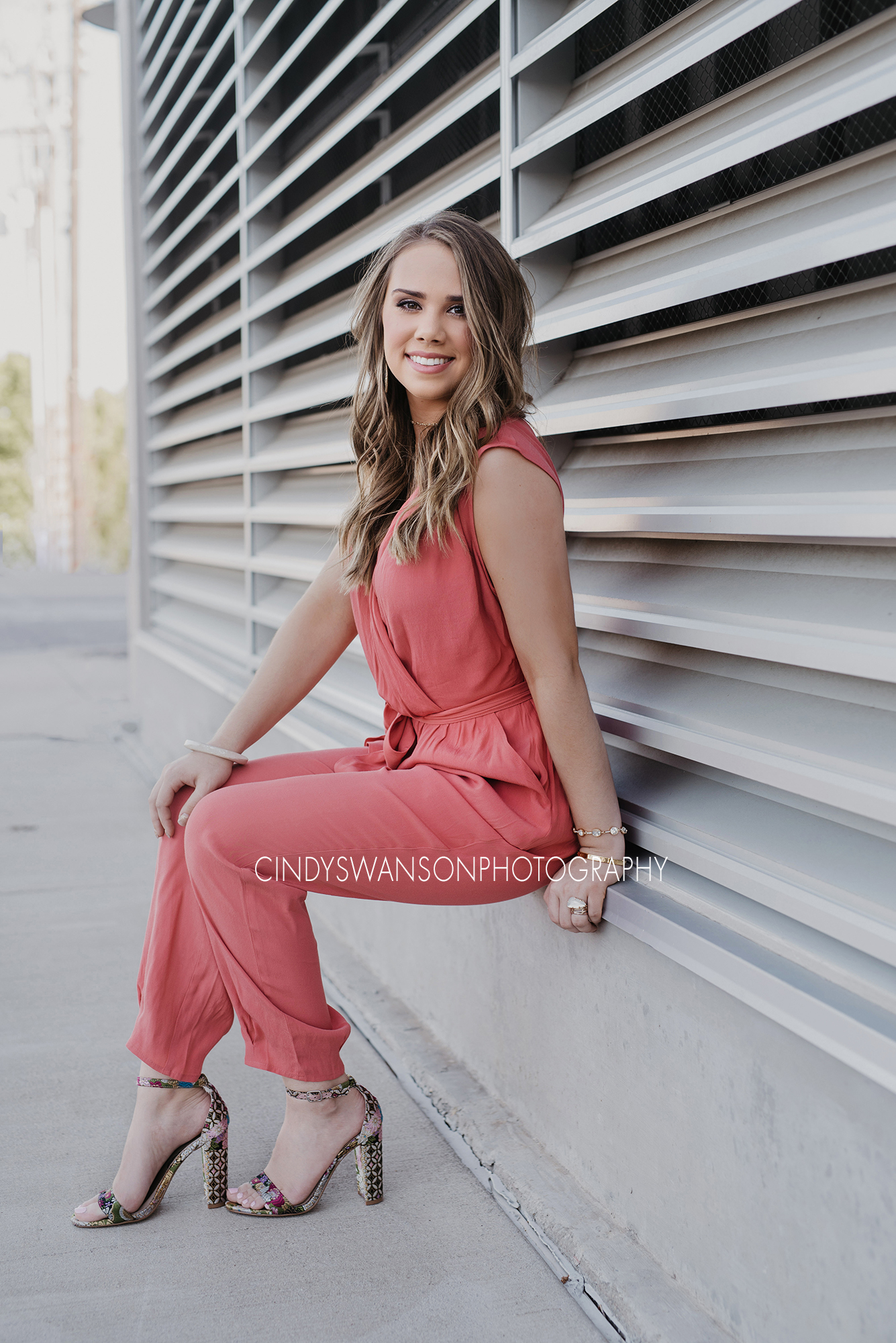 girls senior portraits in dallas
