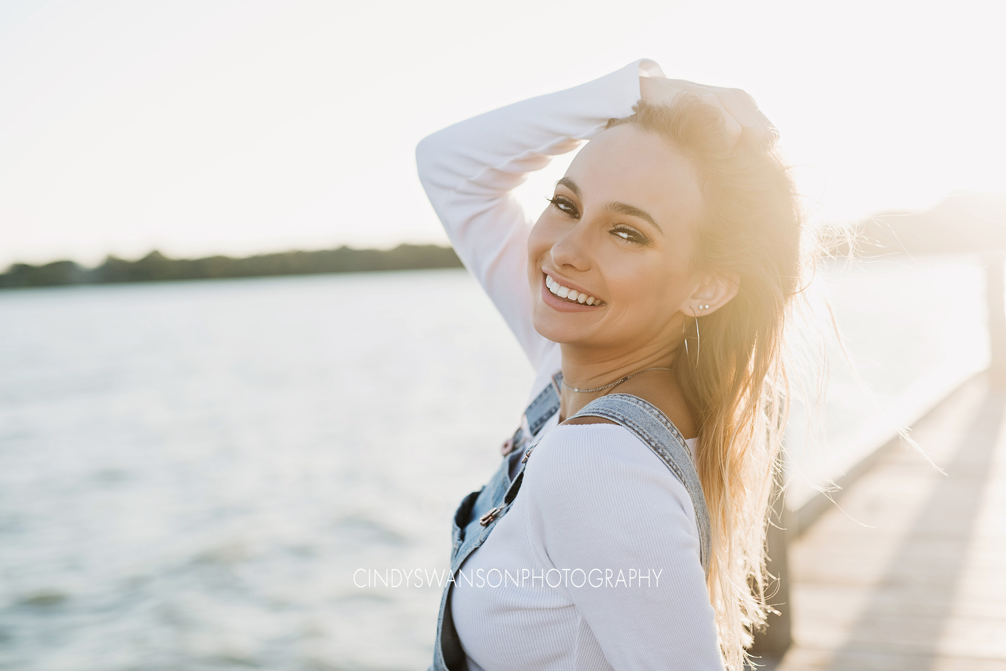 good senior photographer in dew